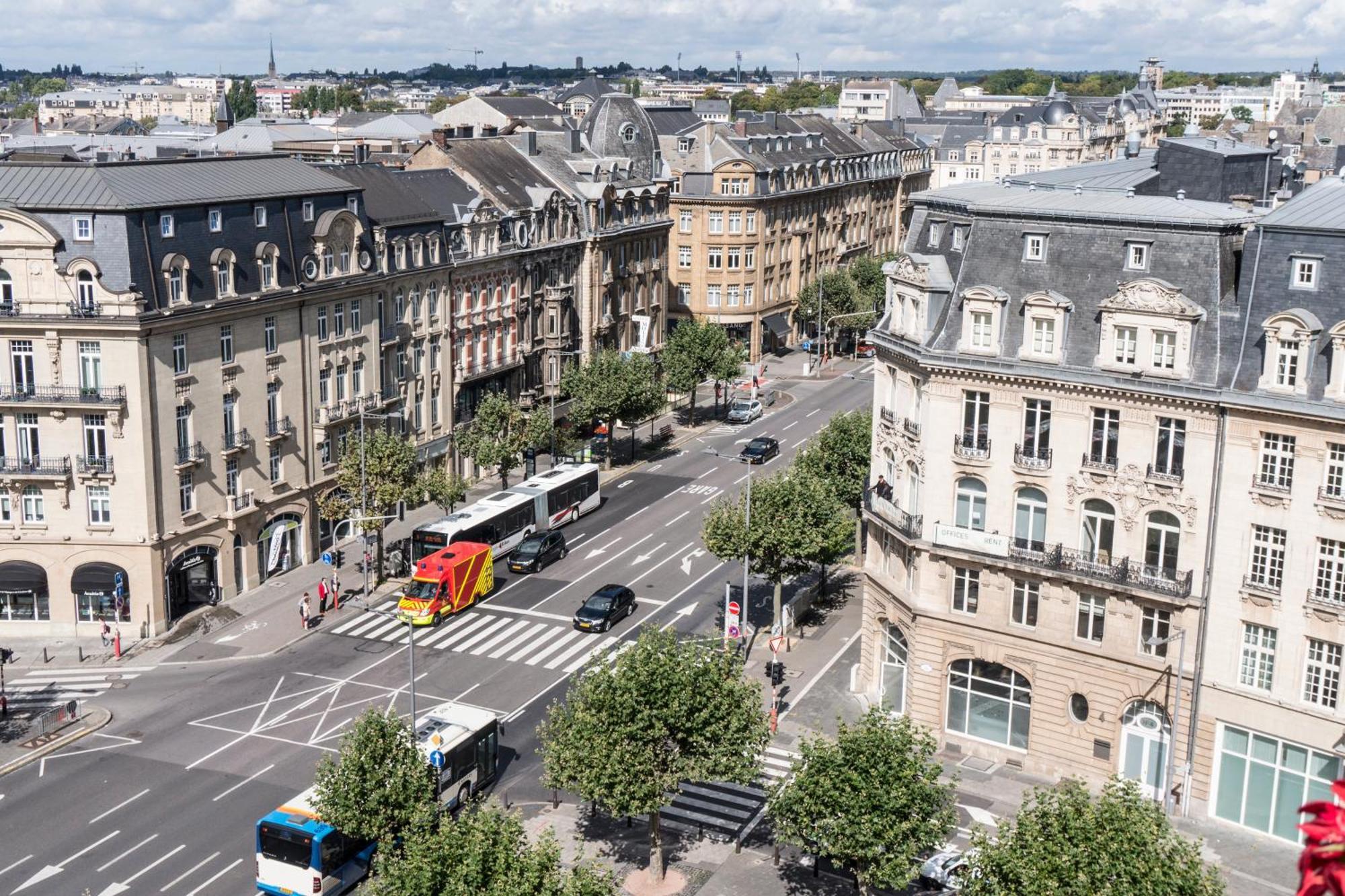 The Queen Luxury - Fiorita Luxemburg